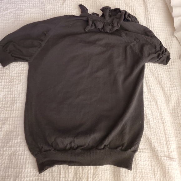 PRADA short sleeve sweater. - Picture 4 of 6